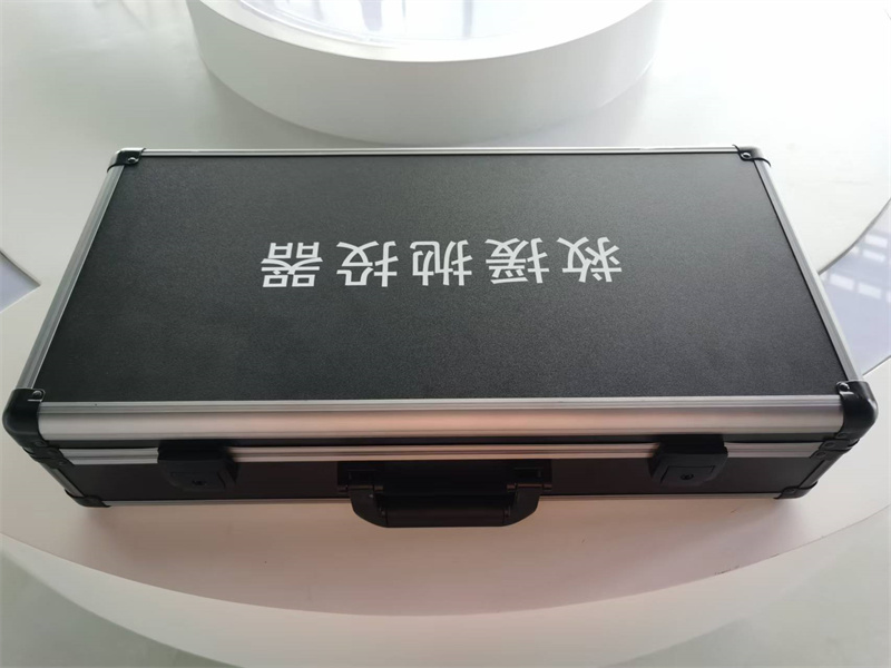 手持式电磁抛投器